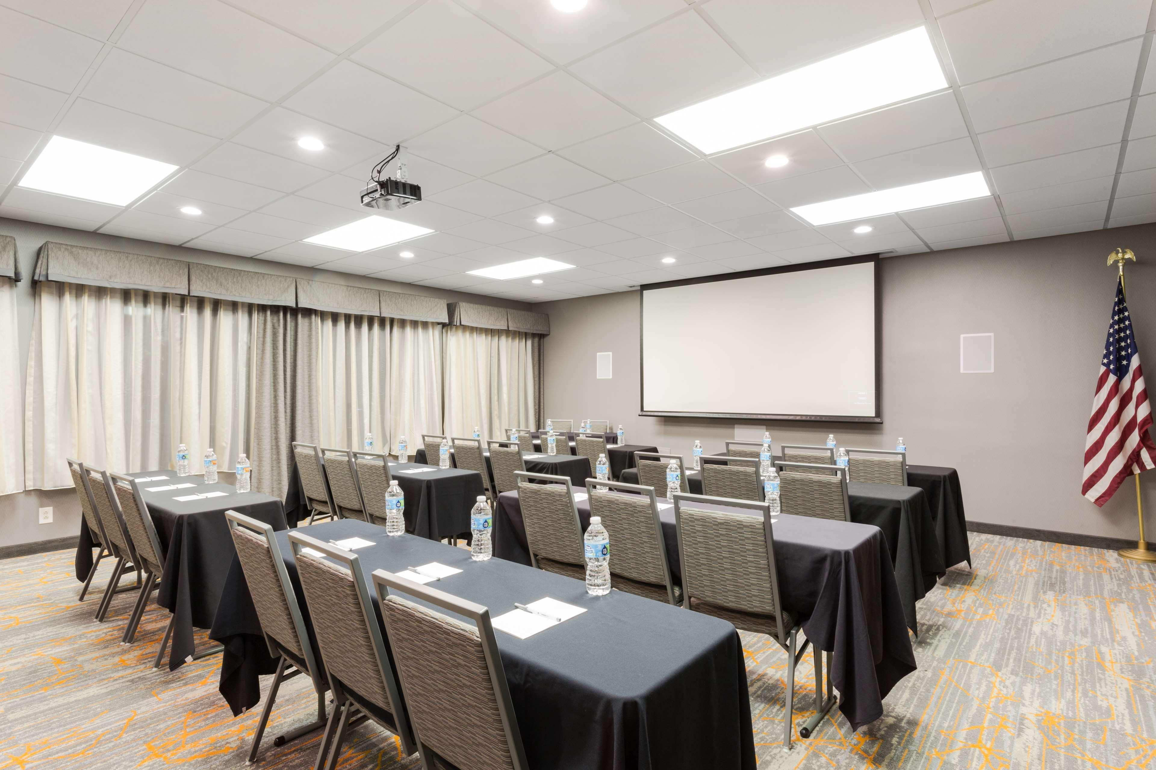 Hampton Inn Pittsburgh/West Mifflin Exterior foto