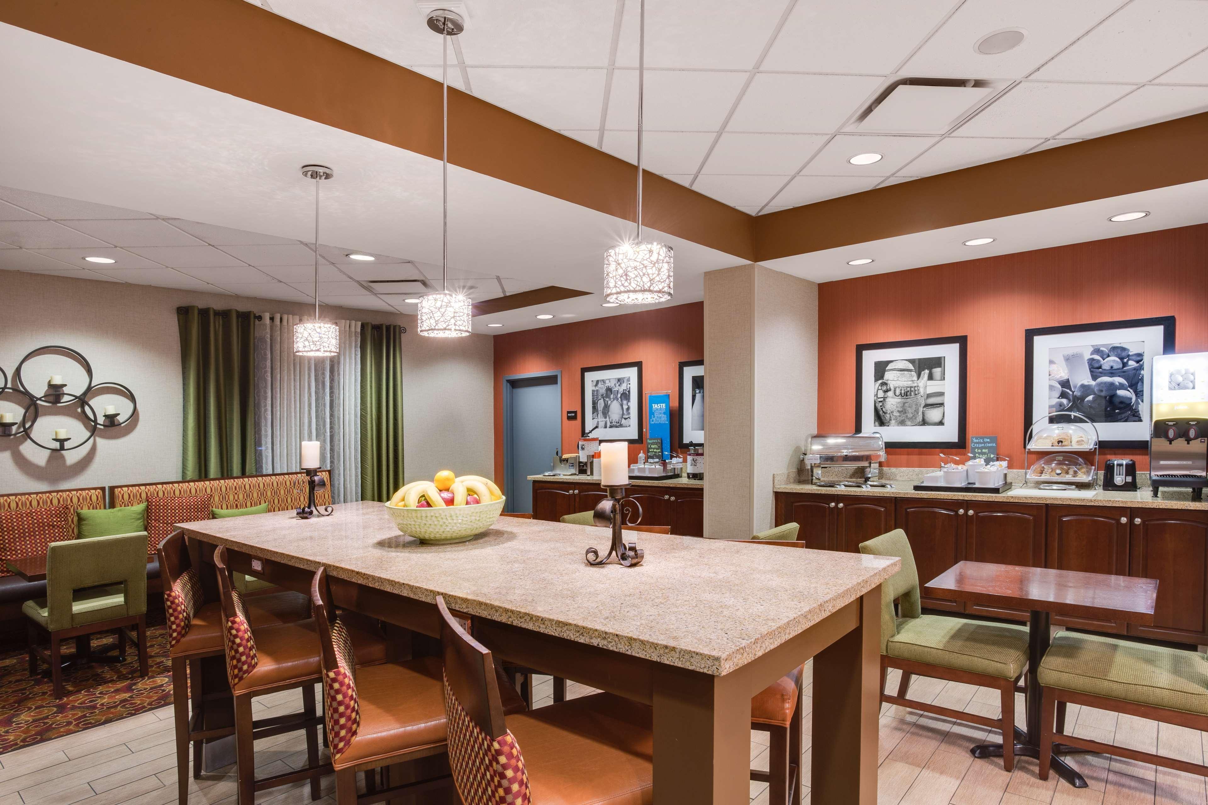 Hampton Inn Pittsburgh/West Mifflin Exterior foto